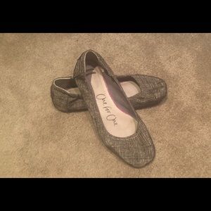 TOMs Flats